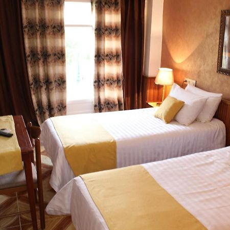 Hotel El Hayat Batna Exterior photo